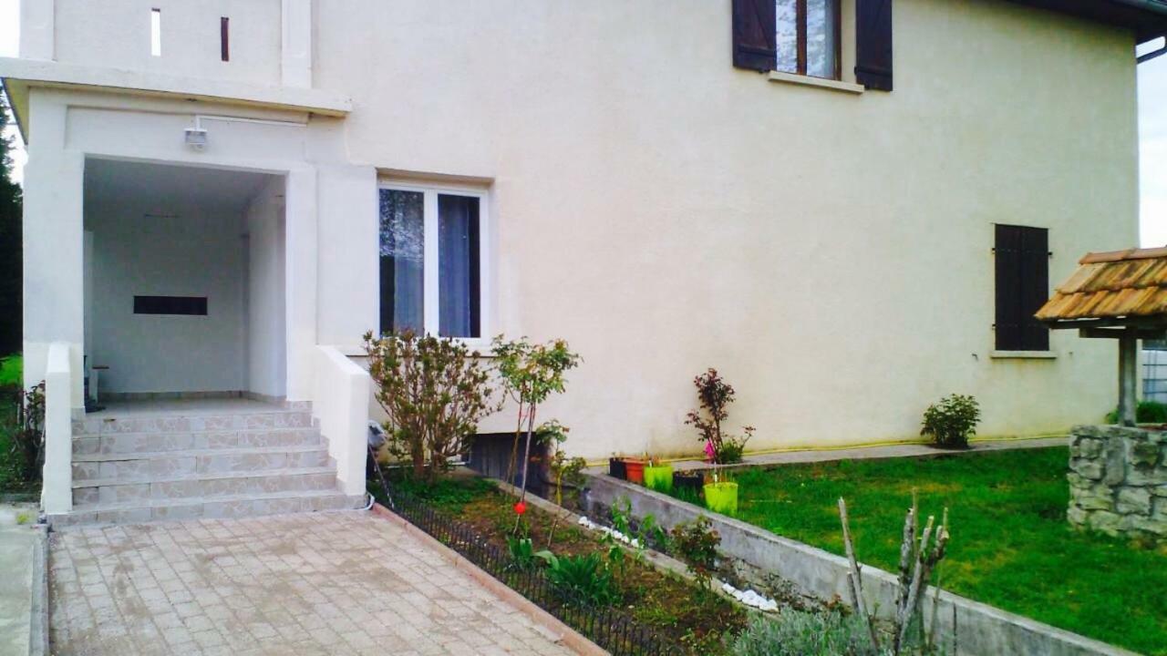 Bienvenue Chez Zina Otel Vesoul Dış mekan fotoğraf