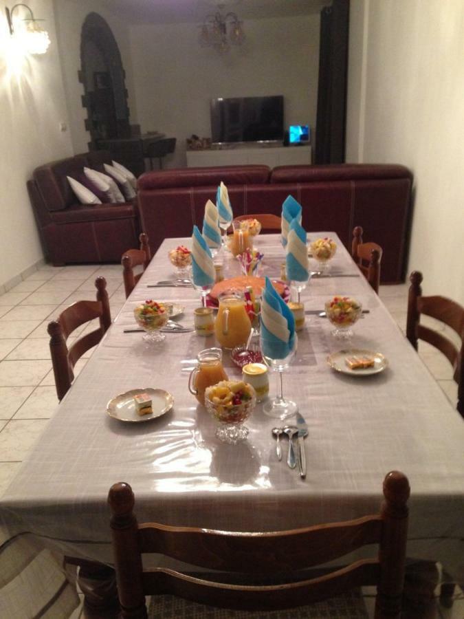 Bienvenue Chez Zina Otel Vesoul Dış mekan fotoğraf